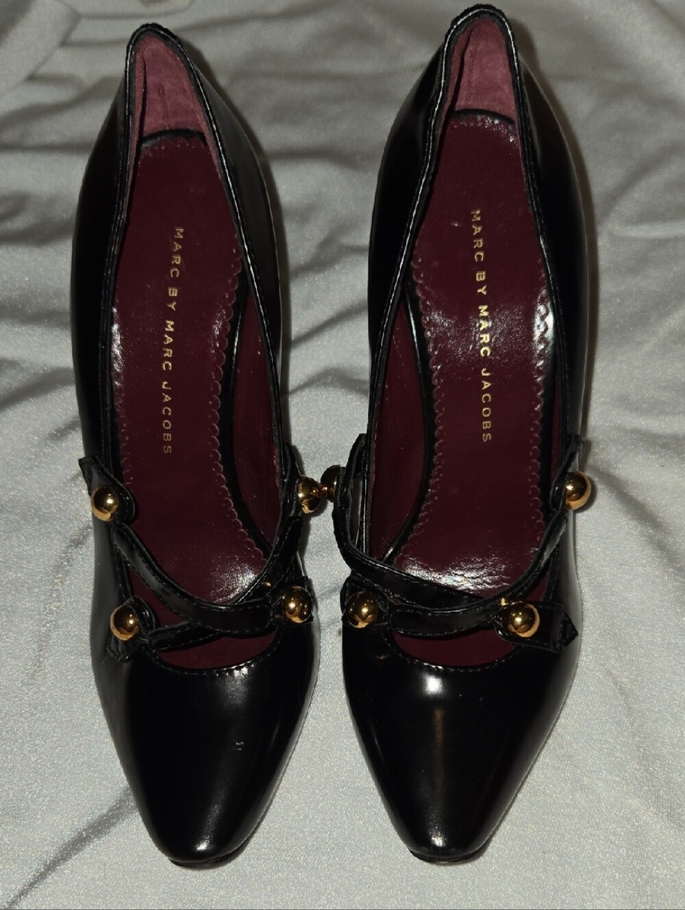 Marc by Marc Jacobs Black Patent Pointed-Toe Pumps with Gold Accents Size 38/ 8M